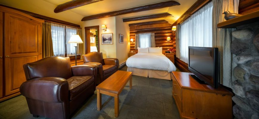 Experience the Charm of Fondue Lake Louise During Your Winter Trip